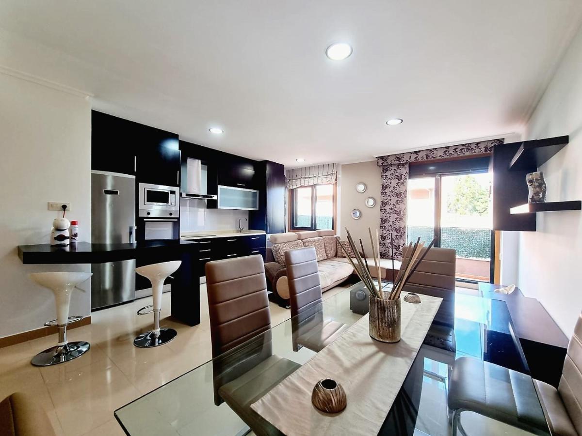 Apartamento Con Terraza Y Piscina Ribeira Eksteriør billede