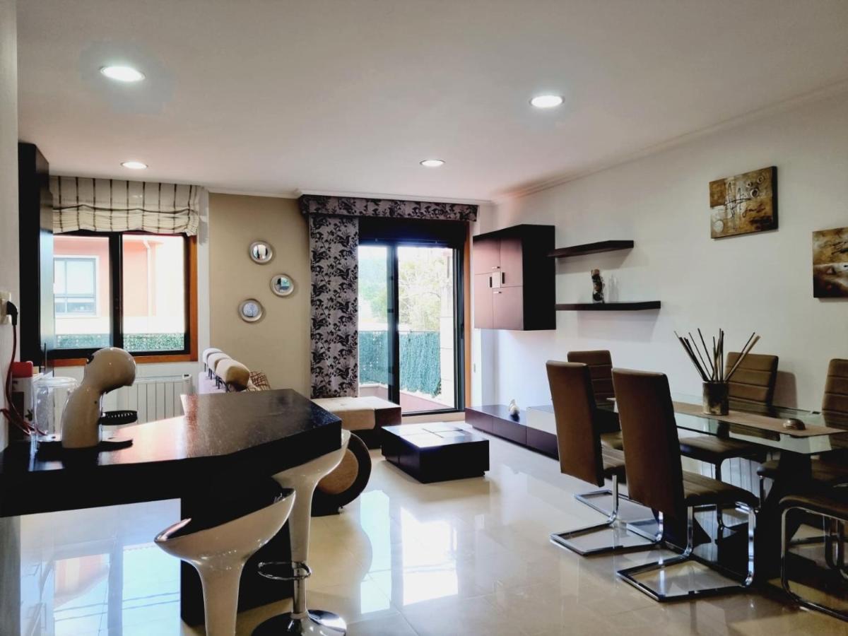 Apartamento Con Terraza Y Piscina Ribeira Eksteriør billede